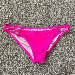 Victoria’s Secret strappy cheeky swim bottoms size L never worn